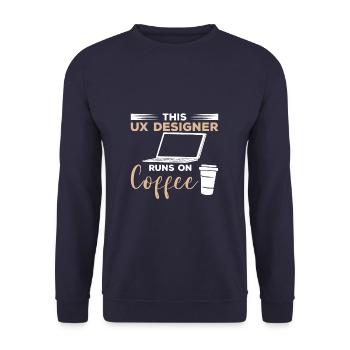 Dieser UX-Designer läuft auf Coffee User Experience - Unisex Pullover - Navy - Vorne - Alina (178cm) & Michal (187cm)