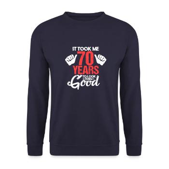 70 Jahre 70. Geburtstag Alter Rentner Geschenk - Unisex Pullover - Navy - Vorne - Alina (178cm) & Michal (187cm)