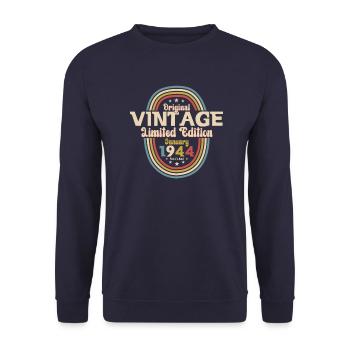 Januar 1944 Jahrgang 80. Geburtstag - Unisex Pullover - Navy - Vorne - Alina (178cm) & Michal (187cm)