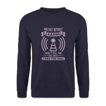 Amateurfunker ein Tag ohne funken wird mich nicht - Unisex Pullover - Navy - Vorne - Alina (178cm) & Michal (187cm)