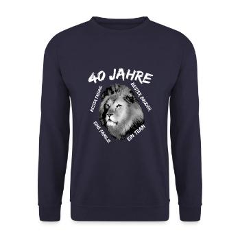 40. Geburtstag Sternzeichen Horoskop Löwe - Unisex Pullover - Navy - Vorne - Alina (178cm) & Michal (187cm)