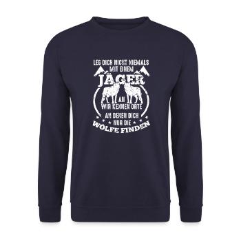 Jäger T-Shirt Leg dich niemals mit einem Jäger an - Unisex Pullover - Navy - Vorne - Alina (178cm) & Michal (187cm)