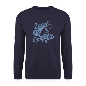 22 Geburtstag Gamer Geschenkideen zu 22 Jahren - Unisex Pullover - Navy - Vorne - Alina (178cm) & Michal (187cm)