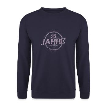 Es dauerte 35 Jahre um so gut auszusehen - Unisex Pullover - Navy - Vorne - Alina (178cm) & Michal (187cm)