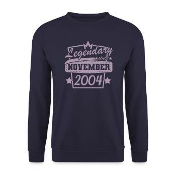 Geschenke zum Geburtstag November 2004 Sprüche - Unisex Pullover - Navy - Vorne - Alina (178cm) & Michal (187cm)