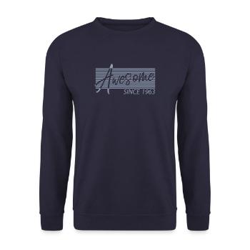 Génial depuis 1963 Anniversaire Vintage Cadeaux - Sweat-shirt Unisexe - marine - Devant - Alina (178cm) & Michal (187cm)