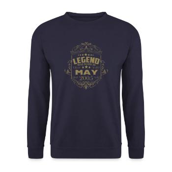 Une légende est née en mai 2005 - Sweat-shirt Unisexe - marine - Devant - Alina (178cm) & Michal (187cm)
