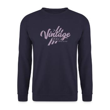 Vintage 2005 Geburtstag Sprüche - Unisex Pullover - Navy - Vorne - Alina (178cm) & Michal (187cm)