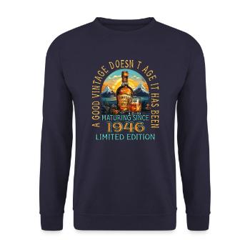 77. Geburtstag 1946 77er Guter Jahrgang Whisky - Unisex Pullover - Navy - Vorne - Alina (178cm) & Michal (187cm)