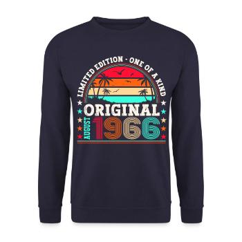 Original August Vintage 1966 Geburtstag Geschenk - Unisex Pullover - Navy - Vorne - Alina (178cm) & Michal (187cm)