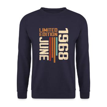 Juin 1968 Cadeau anniversaire Juin 1968 Rétro 1968 - Sweat-shirt Unisexe - marine - Devant - Alina (178cm) & Michal (187cm)