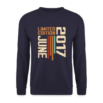Juin 2017 Cadeau anniversaire Juin 2017 Rétro 2017 - Sweat-shirt Unisexe - marine - Devant - Alina (178cm) & Michal (187cm)