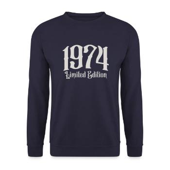 1974 Édition limitée - Sweat-shirt Unisexe - marine - Devant - Alina (178cm) & Michal (187cm)