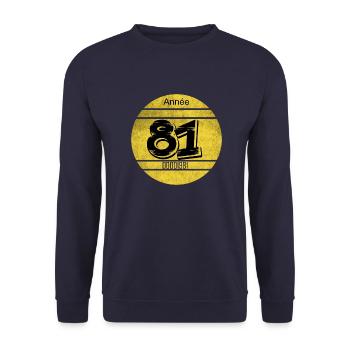 Vignette auto vintage 1981 - Sweat-shirt Unisexe - marine - Devant - Alina (178cm) & Michal (187cm)