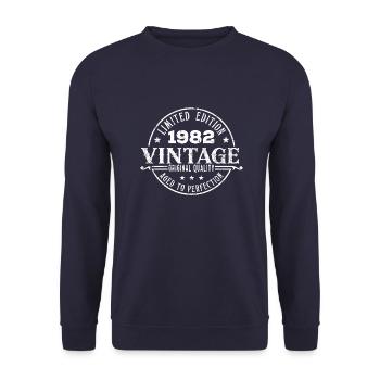 Millésime 1982 - Sweat-shirt Unisexe - marine - Devant - Alina (178cm) & Michal (187cm)