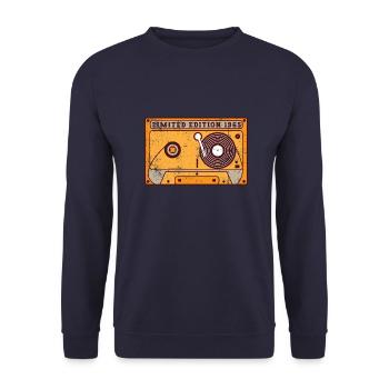 Millésime 1965 - Sweat-shirt Unisexe - marine - Devant - Alina (178cm) & Michal (187cm)