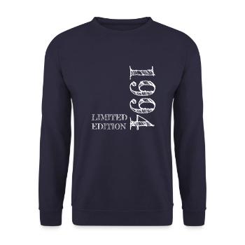 Millésime 1994 - Sweat-shirt Unisexe - marine - Devant - Alina (178cm) & Michal (187cm)