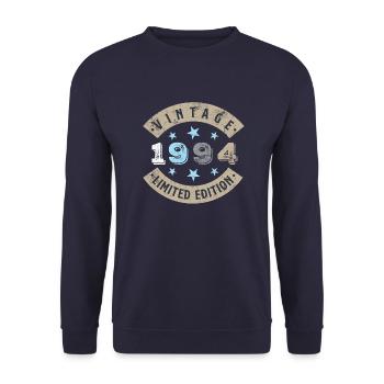 1994 Jahrgang Vintage Geburtstag Geschenk - Unisex Pullover - Navy - Vorne - Alina (178cm) & Michal (187cm)
