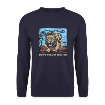 African Lion 2024 01 - Unisex Pullover - Navy - Vorne - Alina (178cm) & Michal (187cm)