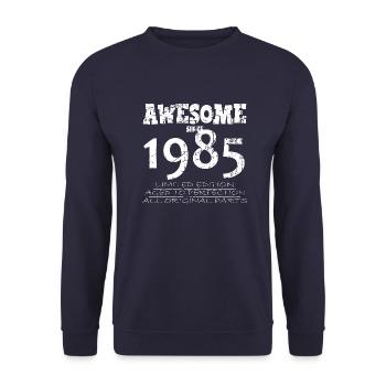 1985 - Legendary 39th Anniversary - Unisex Sweatshirt - navy - Front - Alina (178cm) & Michal (187cm)