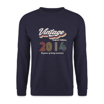 Vintage 2014 Vintage Retro Birthday Gift - Unisex Sweatshirt - navy - Front - Alina (178cm) & Michal (187cm)