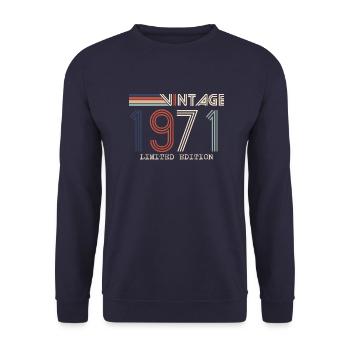 Jahrgang 1971 Jubiläumsgeschenk - Jahrgang 1971 - Unisex Pullover - Navy - Vorne - Alina (178cm) & Michal (187cm)