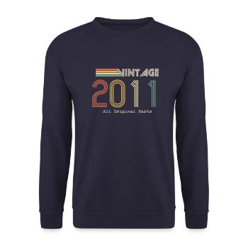 Épique et Légendaire né en 2011 : 13e anniversaire - Sweat-shirt Unisexe - marine - Devant - Alina (178cm) & Michal (187cm)