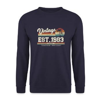 1983 Vintage Vintage Retro Geburtstagsgeschenk - Unisex Pullover - Navy - Vorne - Alina (178cm) & Michal (187cm)
