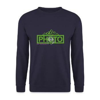 Landscape Photographer - Unisex Sweatshirt - navy - Front - Alina (178cm) & Michal (187cm)