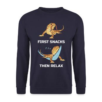 First Snacks Then Relax Bearded Dragon - Unisex Sweatshirt - navy - Front - Alina (178cm) & Michal (187cm)