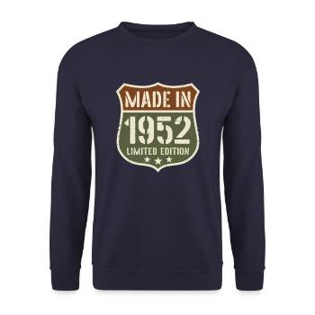 1952 Vintage Birthday Year of birth 1952 Gift - Unisex Sweatshirt - navy - Front - Alina (178cm) & Michal (187cm)