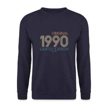 Vintage Limited Edition 1990 Year of Birth - Unisex Sweatshirt - navy - Front - Alina (178cm) & Michal (187cm)