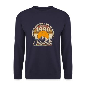 Hergestellt in 1980 Retro 1980er Jahre Geburtstagsgeschenk - Unisex Pullover - Navy - Vorne - Alina (178cm) & Michal (187cm)