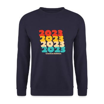 2023 : Edition Limitée - 1er anniversaire - Sweat-shirt Unisexe - marine - Devant - Alina (178cm) & Michal (187cm)