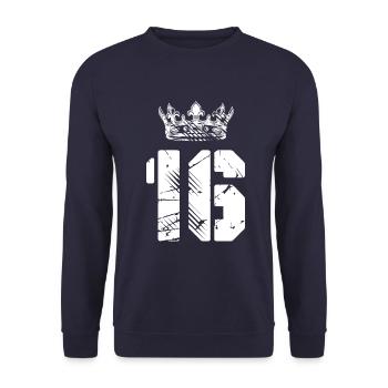 16 Zahl Krone - Unisex Pullover - Navy - Vorne - Alina (178cm) & Michal (187cm)