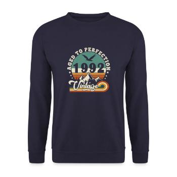 Aged to perfection 1992 Retro -Edition 2025. - Unisex Sweatshirt - navy - Front - Alina (178cm) & Michal (187cm)
