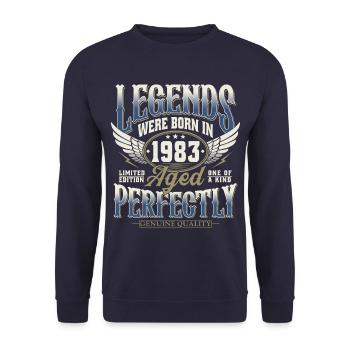 Né en 1983 Legends Cadeau d’anniversaire - Sweat-shirt Unisexe - marine - Devant - Alina (178cm) & Michal (187cm)