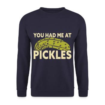 Tu m’as eu à Pickles Funny Pickle Lover - Sweat-shirt Unisexe - marine - Devant - Alina (178cm) & Michal (187cm)