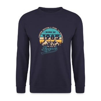Legends 1985 - Unisex Sweatshirt - navy - Front - Alina (178cm) & Michal (187cm)