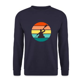 Kajak Paddeln Im Retro Sunset Wassersport Geschenk - Unisex Pullover - Navy - Vorne - Alina (178cm) & Michal (187cm)