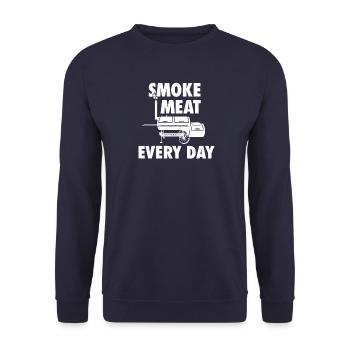 Smoke Meat every Day - Grillen Smoker - Unisex Pullover - Navy - Vorne - Alina (178cm) & Michal (187cm)