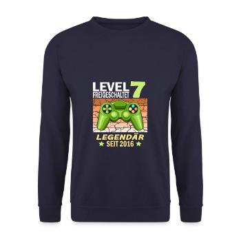 7. Geburtstag Gamer zocken Geburtstjahr 2016 - Unisex Pullover - Navy - Vorne - Alina (178cm) & Michal (187cm)