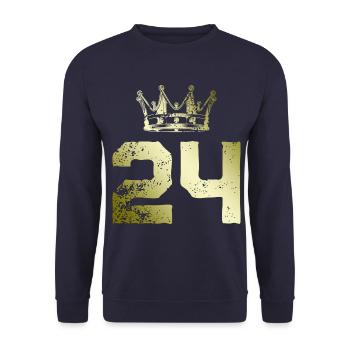 24 Zahl Krone - Unisex Pullover - Navy - Vorne - Alina (178cm) & Michal (187cm)