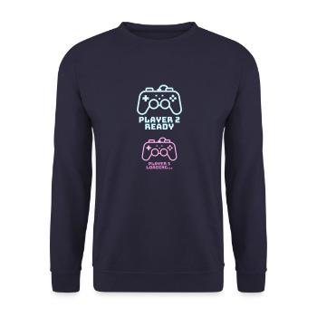 Player 2 3 lädt Geburt Baby Gaming Gamer Geschenk - Unisex Pullover - Navy - Vorne - Alina (178cm) & Michal (187cm)