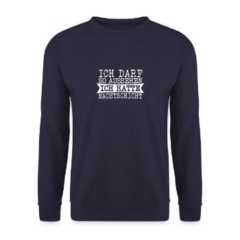 Nachtdienst - Ich darf so aussehen Nachtschicht - Unisex Pullover - Navy - Vorne - Alina (178cm) & Michal (187cm)