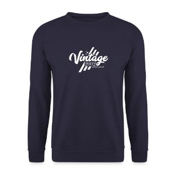 Geschenke zum Geburtstag Geburtsjahr 2002 - Unisex Pullover - Navy - Vorne - Alina (178cm) & Michal (187cm)