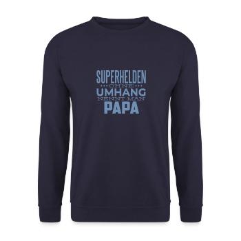 Superhelden ohne Umhang nennt man Papa - Unisex Pullover - Navy - Vorne - Alina (178cm) & Michal (187cm)