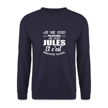 Tshirt homme Je suis pas dieu mais Jules - Sweat-shirt Unisexe - marine - Devant - Alina (178cm) & Michal (187cm)