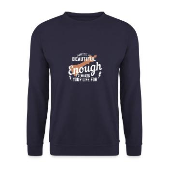 Schach ist schön genug, um dein Leben dafür zu verschwenden - Unisex Pullover - Navy - Vorne - Alina (178cm) & Michal (187cm)