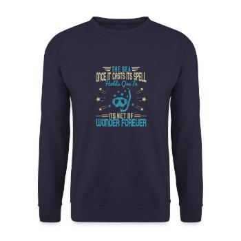 Das Meer, sobald es seinen Zauber ausspricht, hält einen in - Unisex Pullover - Navy - Vorne - Alina (178cm) & Michal (187cm)